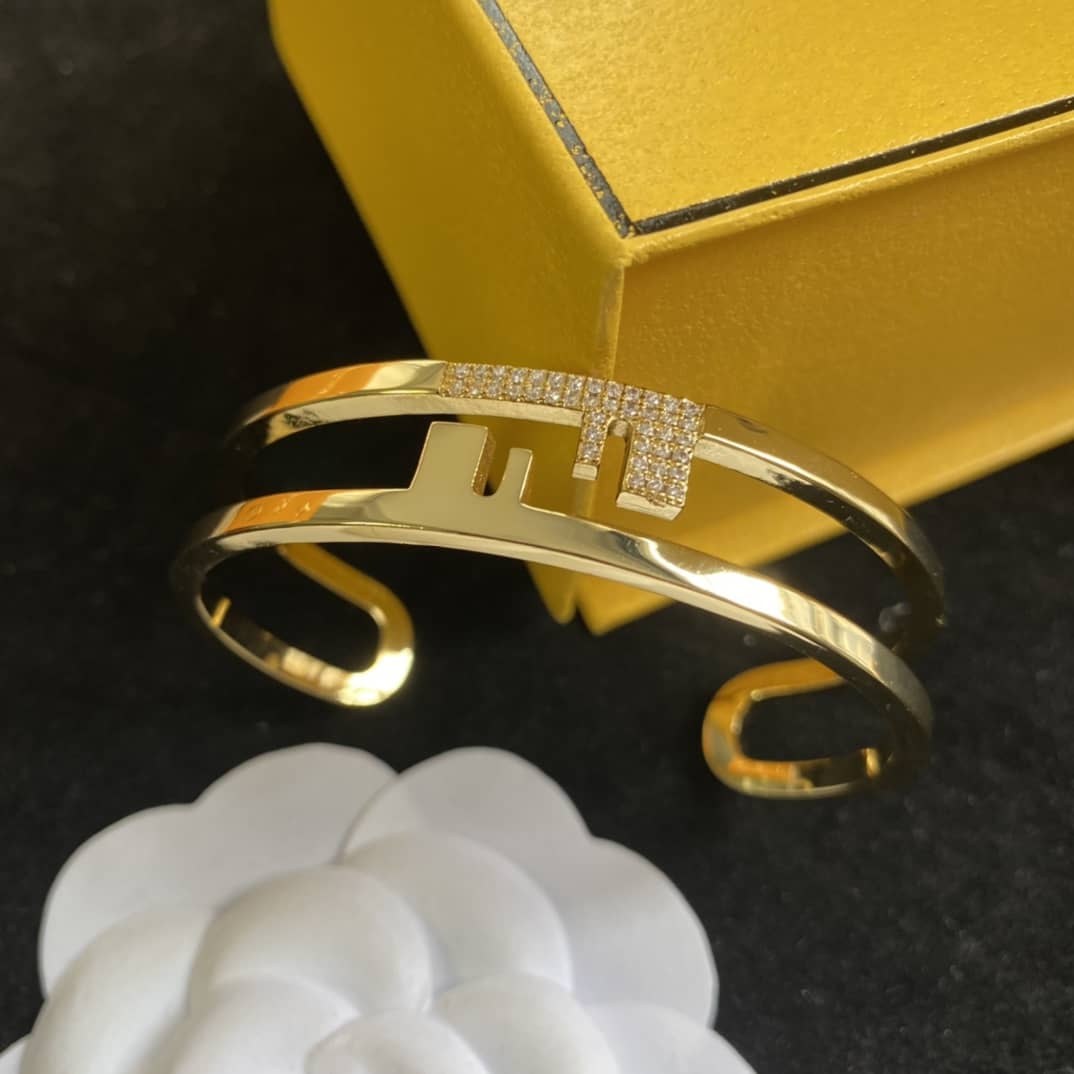 Best Replica Cheap Fendi Bracelet - Colareps