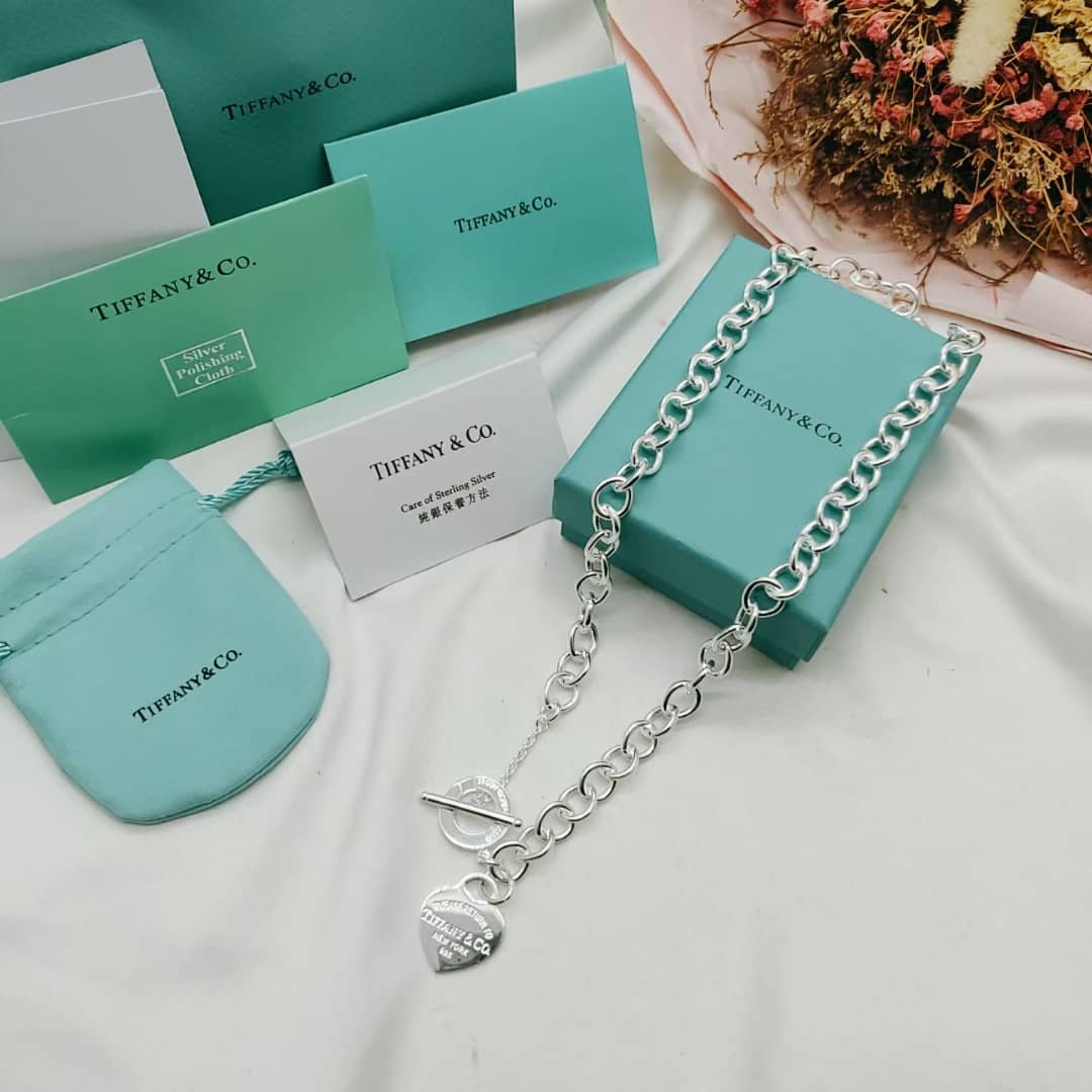 Best Replica Fake Tiffany Logo Necklace - Colareps