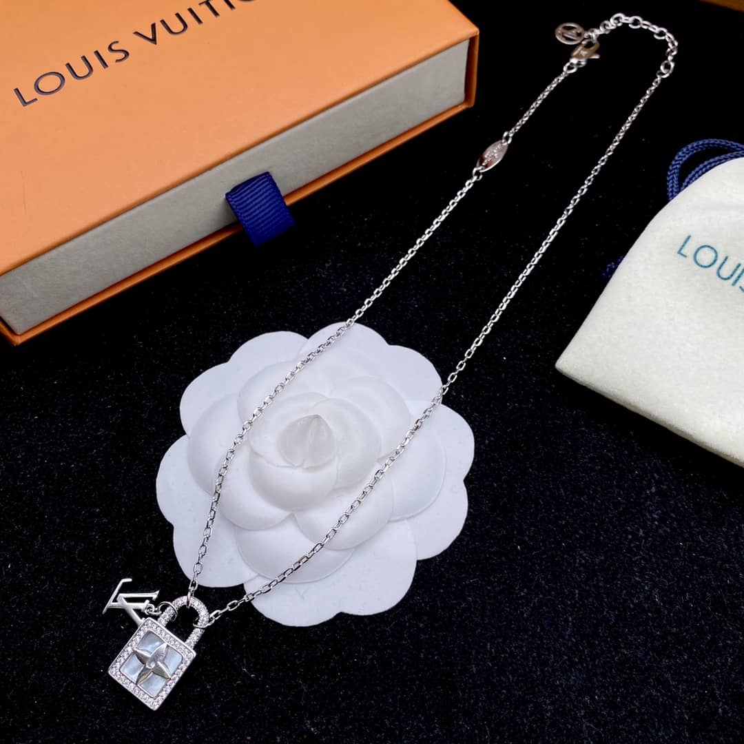 Best Replica Louis vuitton Necklace First Copy - Colareps