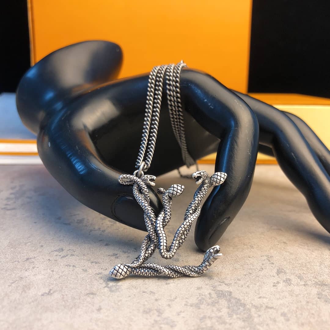 Best Replica Louis vuitton Necklace Copy - Colareps