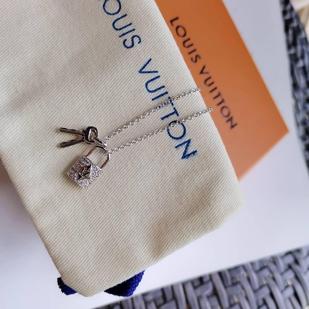 Best Replica Louis vuitton Necklace For Sale - Colareps