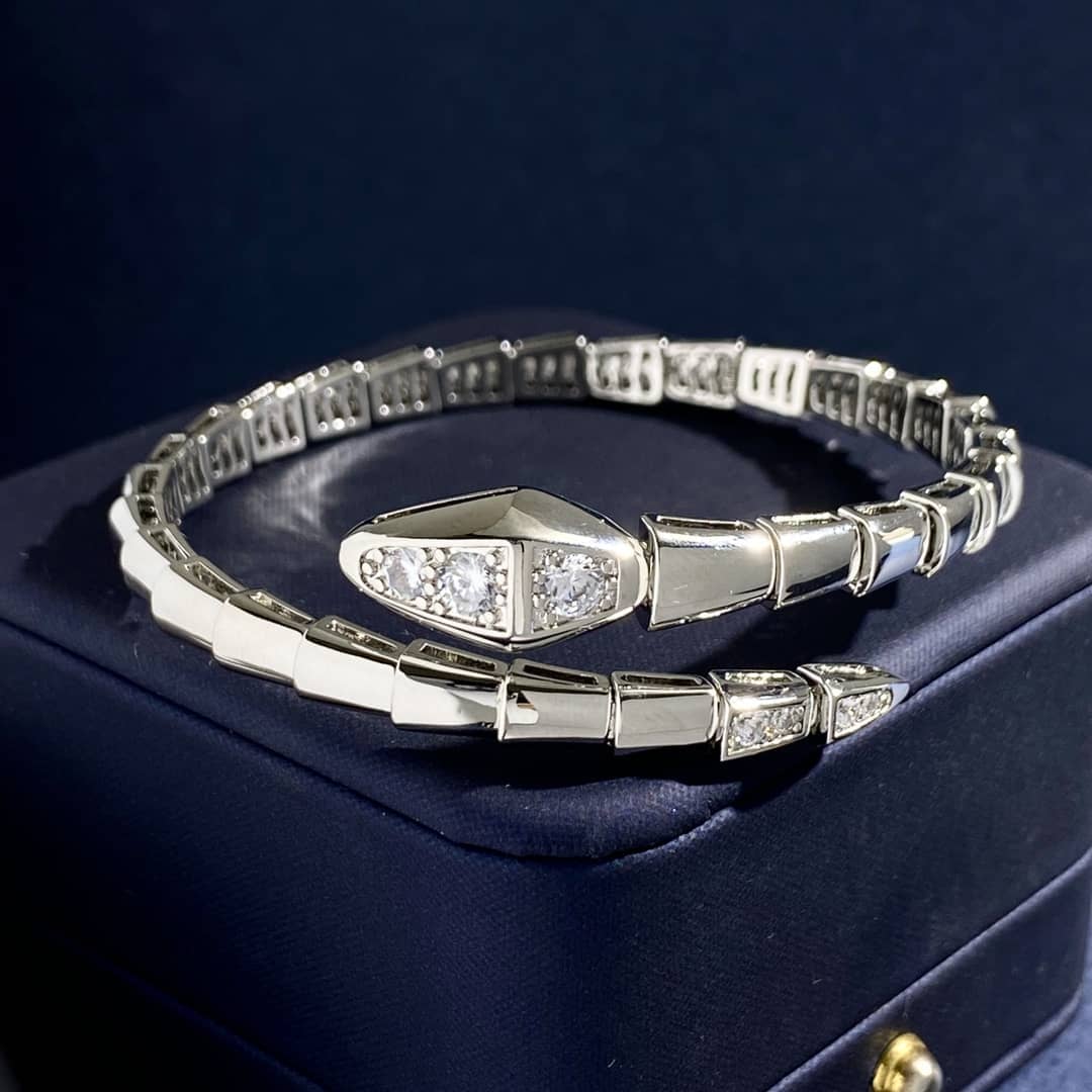 Best Replica Designer Bvlgari Classic Bracelet - Colareps