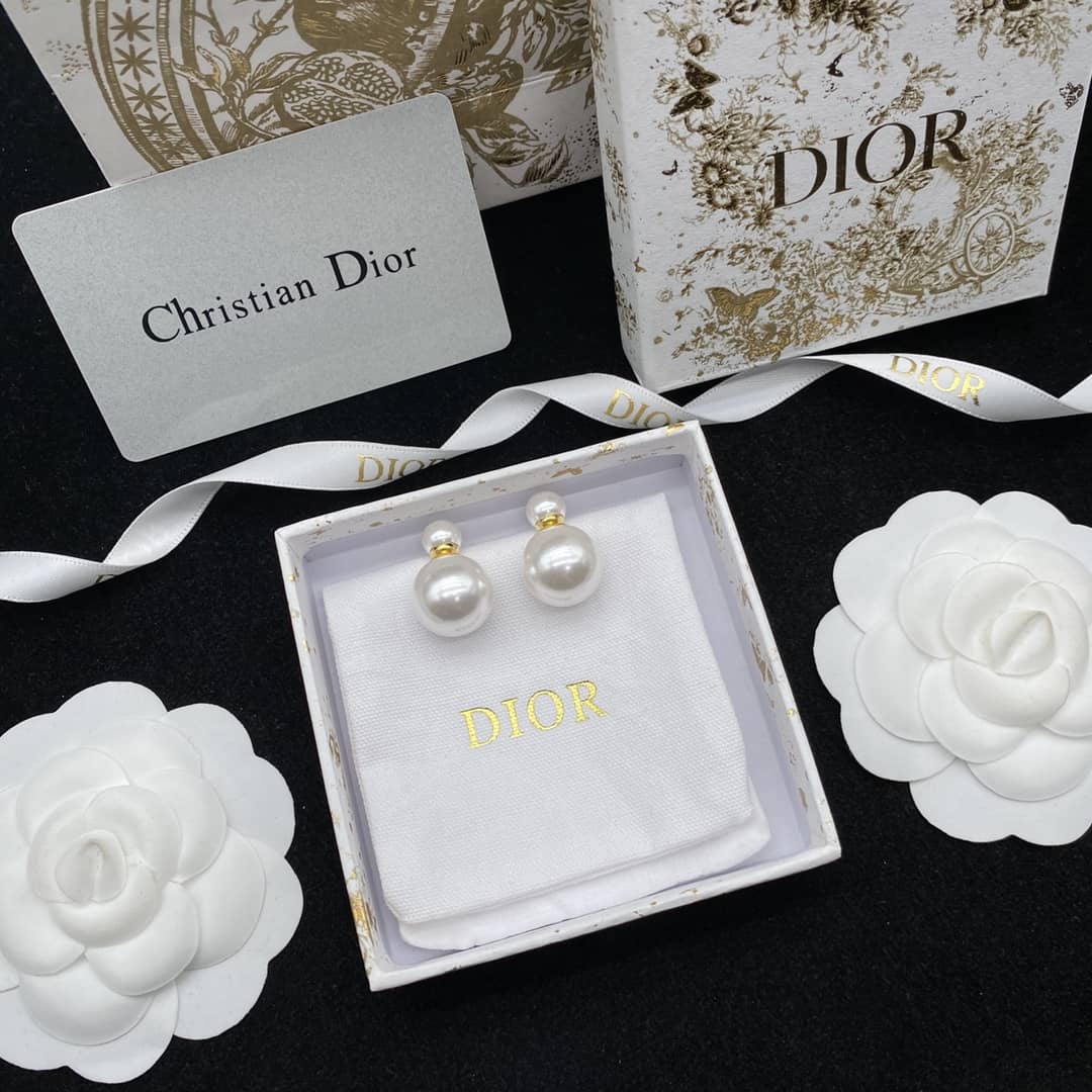 Best Replica Luxury Christian Dior Classic AAA+ Earring - Colareps