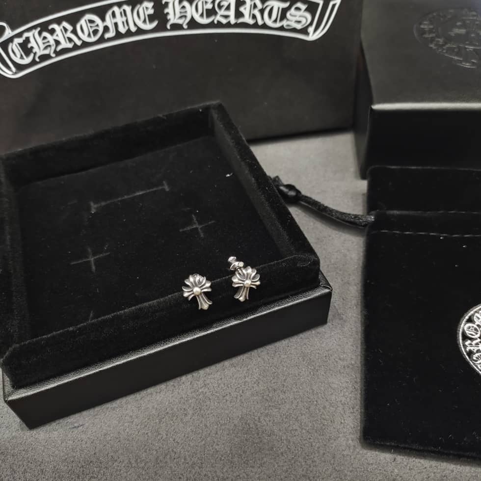 Best Replica 7 Star Chrome Hearts Earring - Colareps