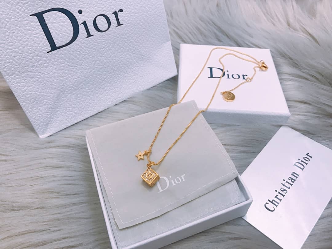 Best Replica Cheap Christian Dior Necklace - Colareps