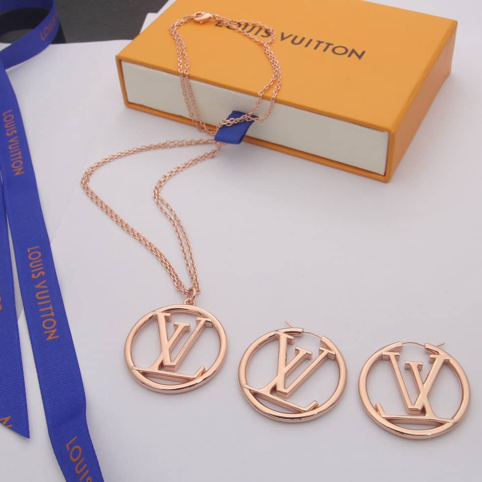 Best Replica Wholesale Louis vuitton AAA+ Necklace - Colareps