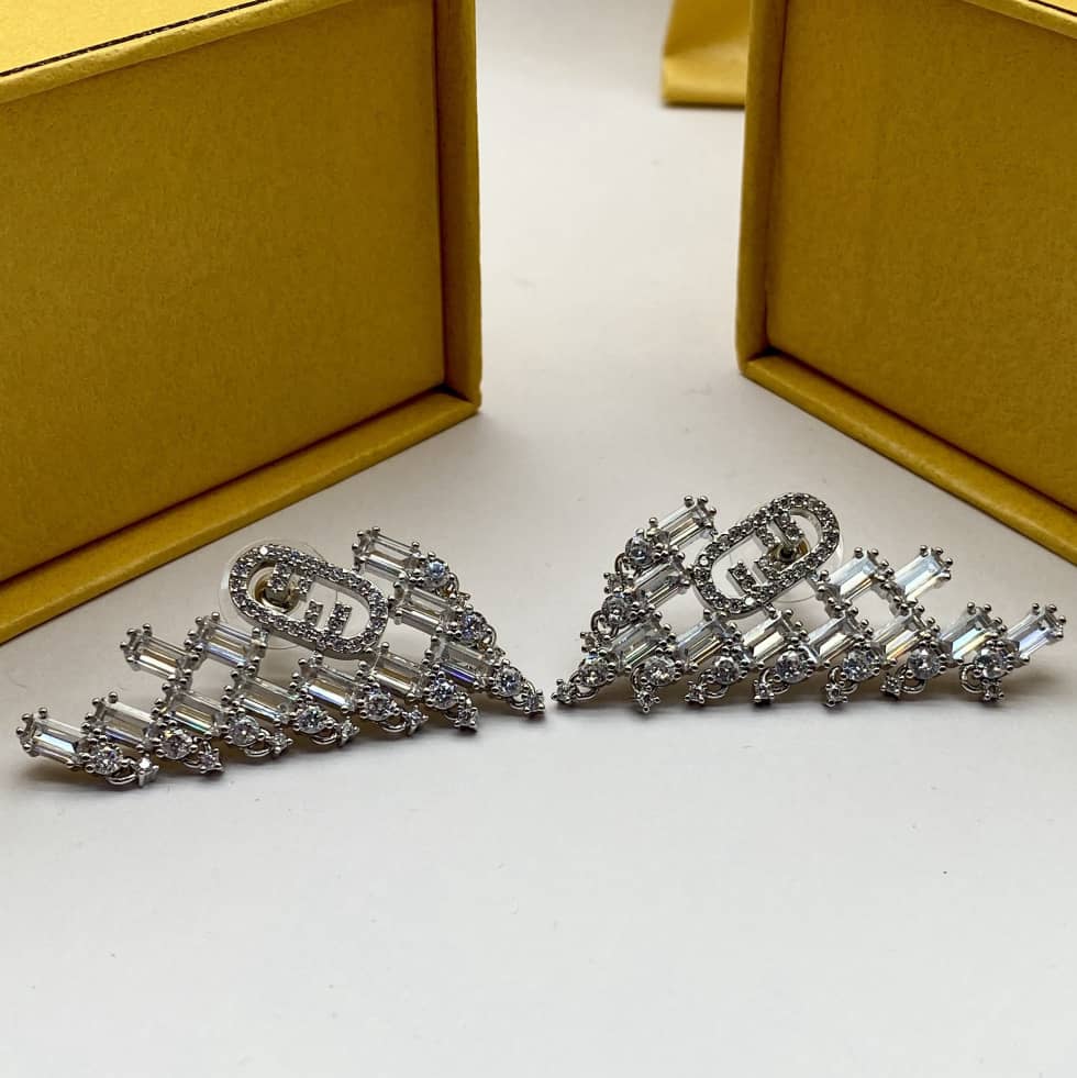 Best Replica 7 Star Fendi Earring - Colareps