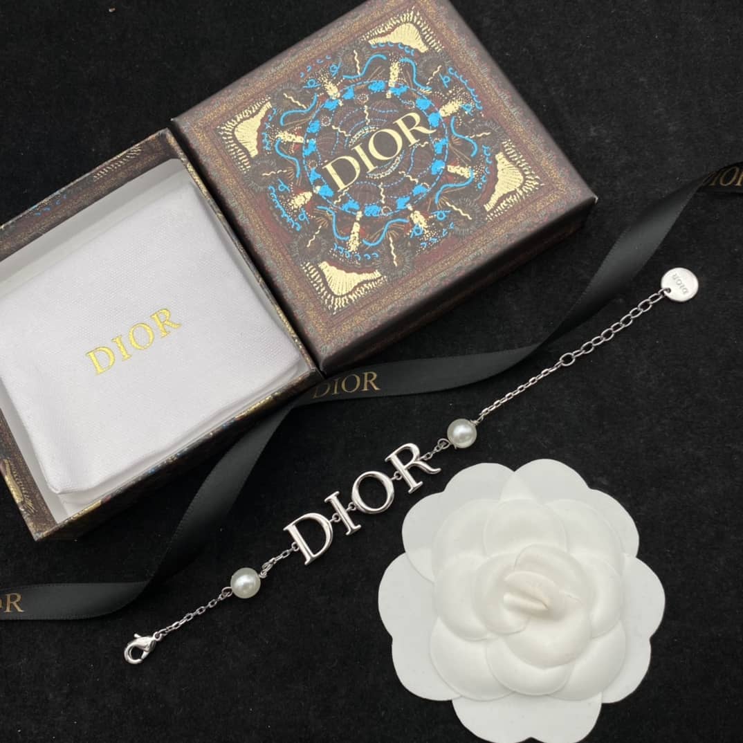 Best Replica Fake Christian Dior Logo Bracelet - Colareps