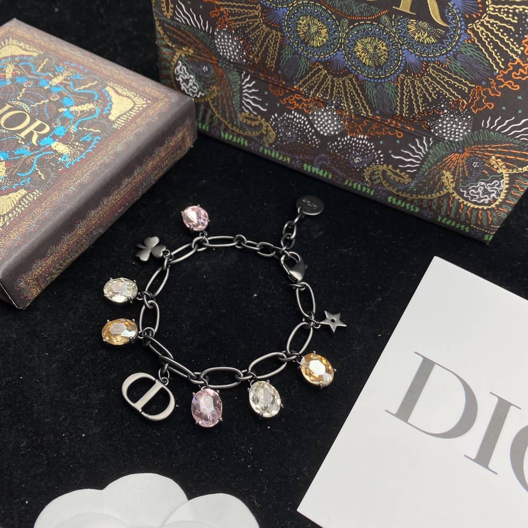Best Replica Christian Dior Bracelet First Copy - Colareps