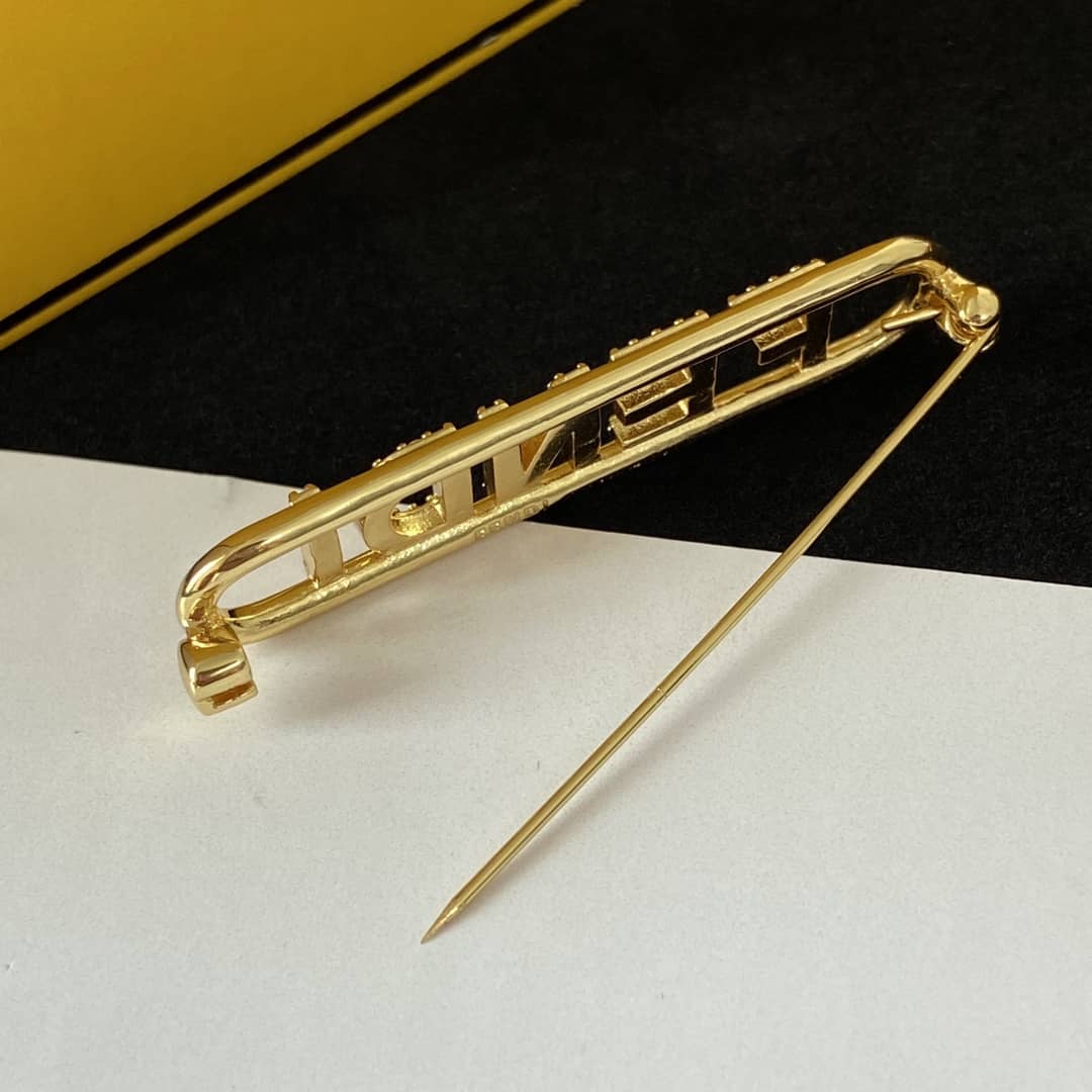 Best Replica Wholesale Fendi Logo Brooch - Colareps
