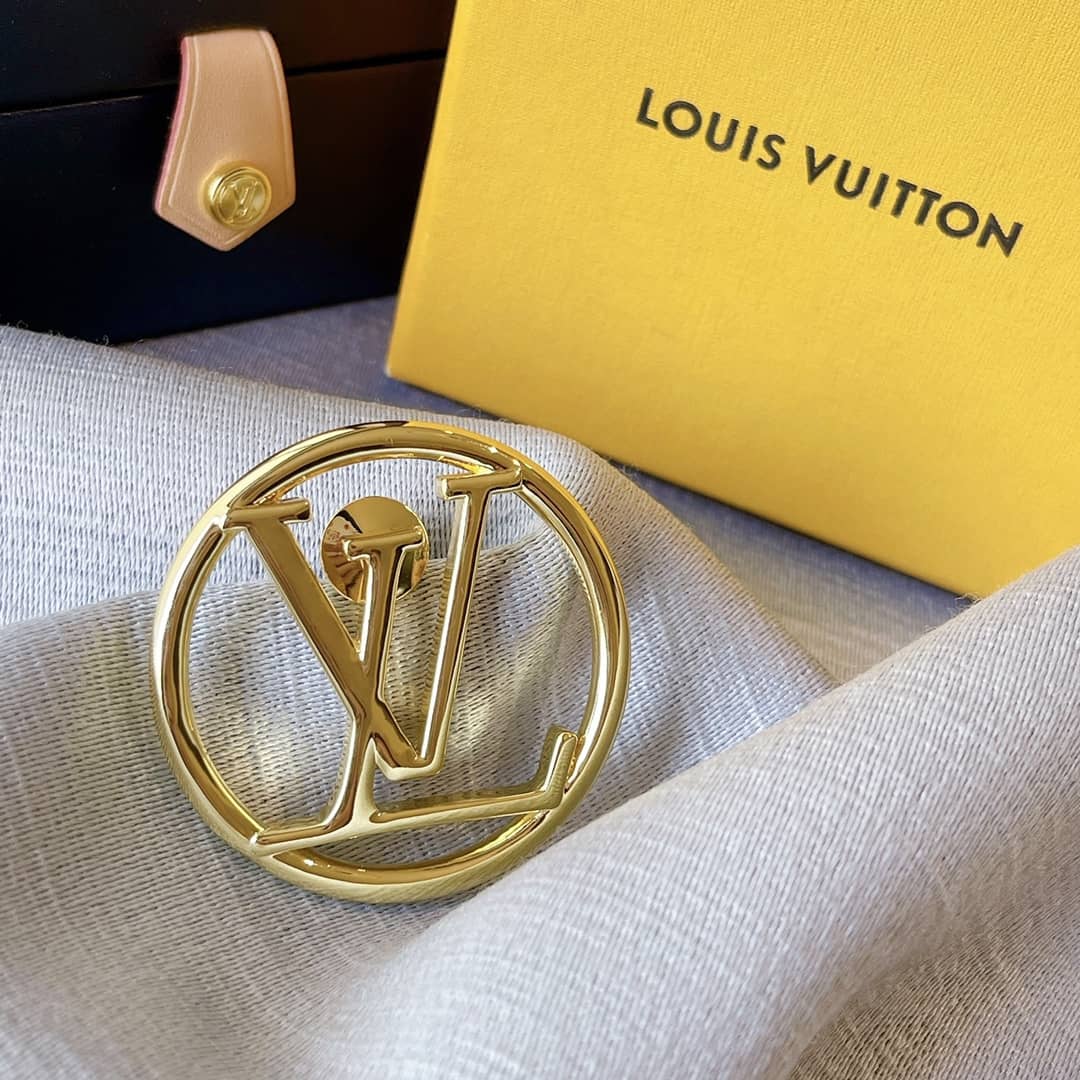 Best Replica 7 Star Louis vuitton Brooch - Colareps