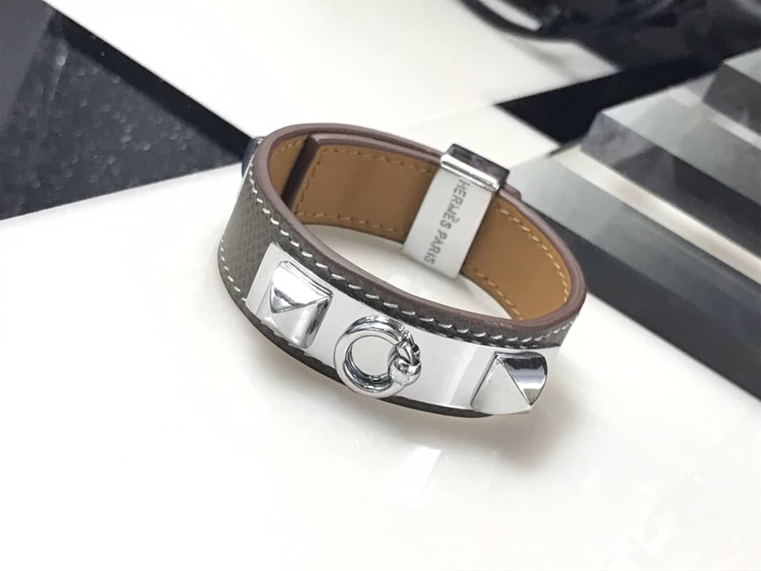 Best Replica Fake Hermes Logo Bracelet - Colareps