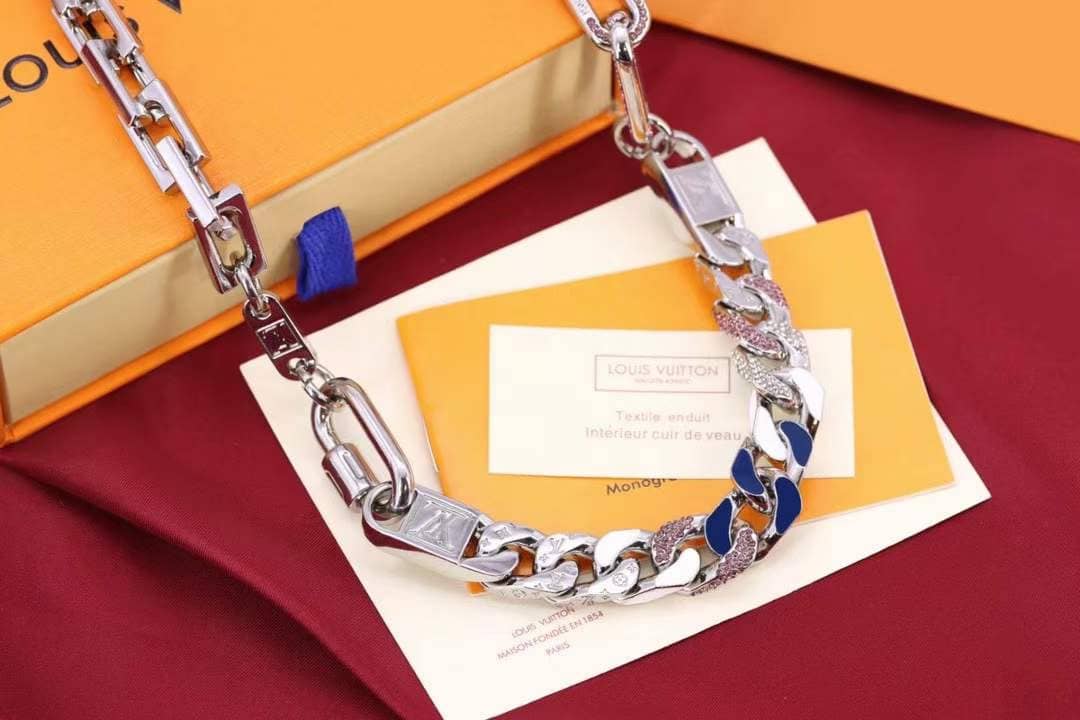 Best Replica Louis vuitton Necklace First Copy - Colareps