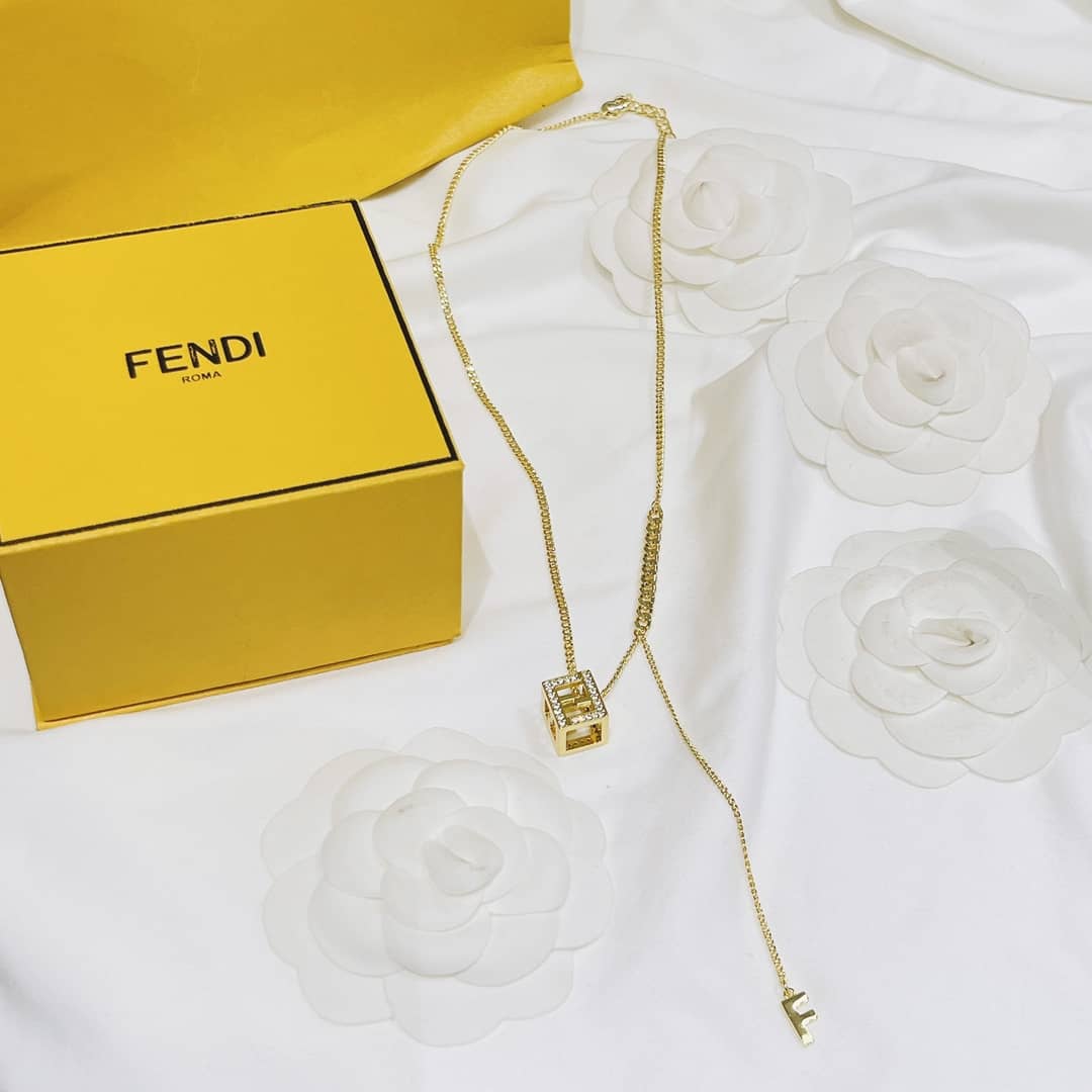 Best Replica Wholesale Fendi AAA+ Necklace - Colareps