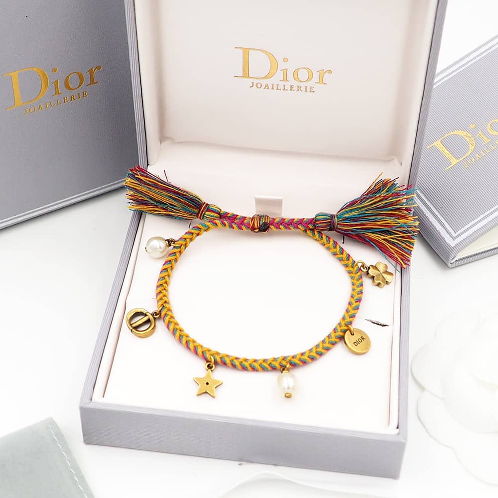 Best Replica Christian Dior Bracelet First Copy - Colareps