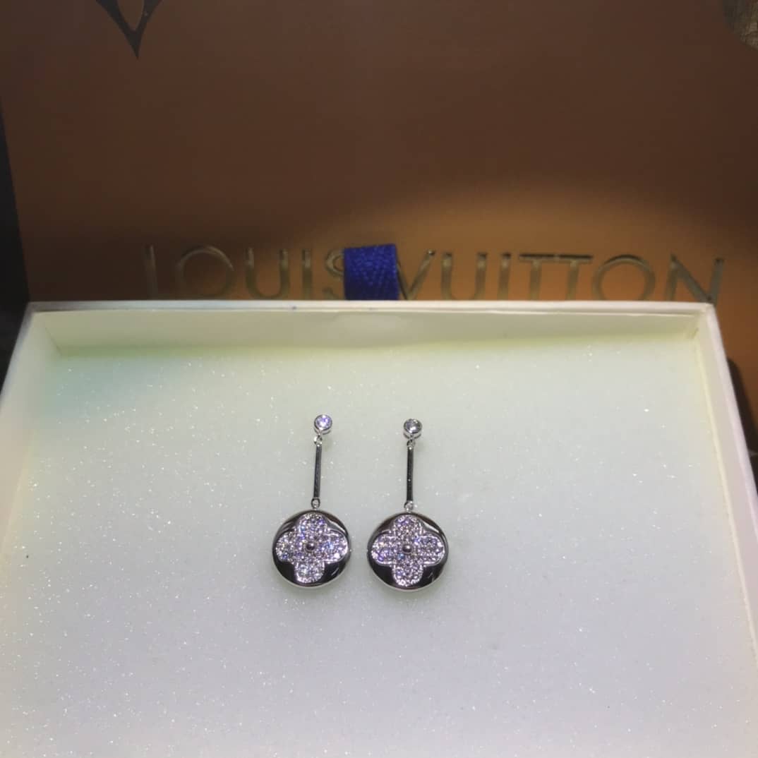 Best Replica Knockoff Louis vuitton Logo Earring - Colareps