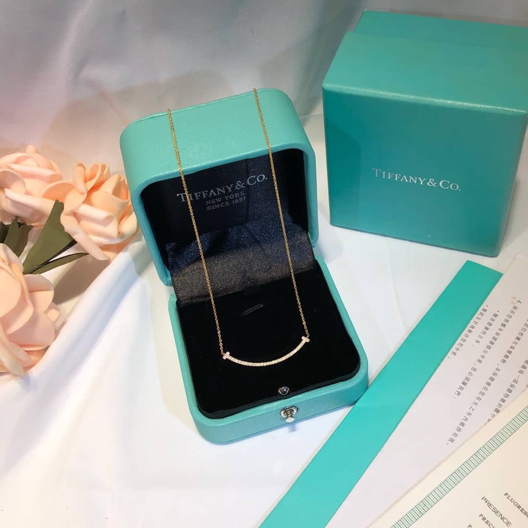 Best Replica Fake Tiffany Logo Necklace - Colareps