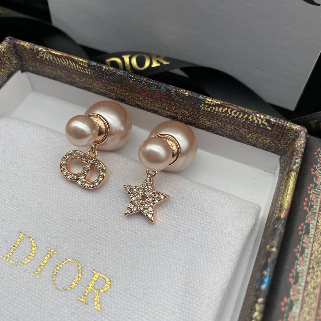 Best Replica Luxury Christian Dior Classic AAA+ Earring - Colareps