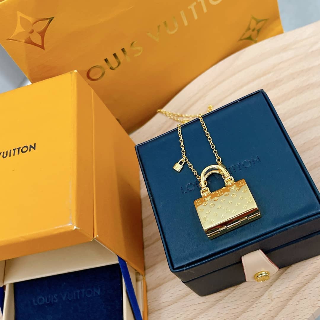 Best Replica Top Quality Louis vuitton Necklace - Colareps