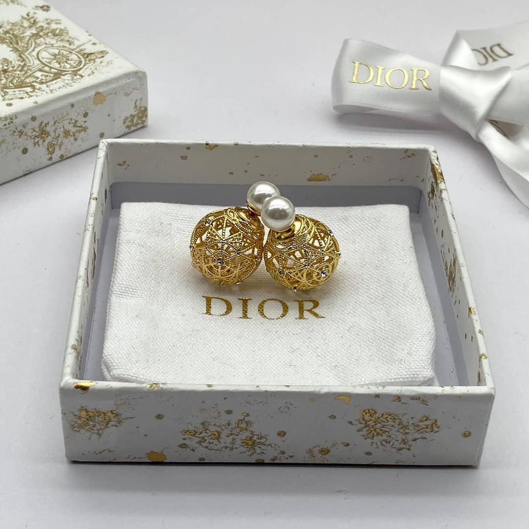 Best Replica High Quality Christian Dior Earring - Colareps