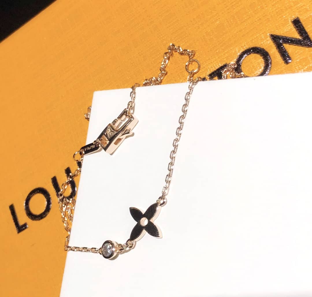Best Replica Top Quality Louis vuitton Necklace - Colareps