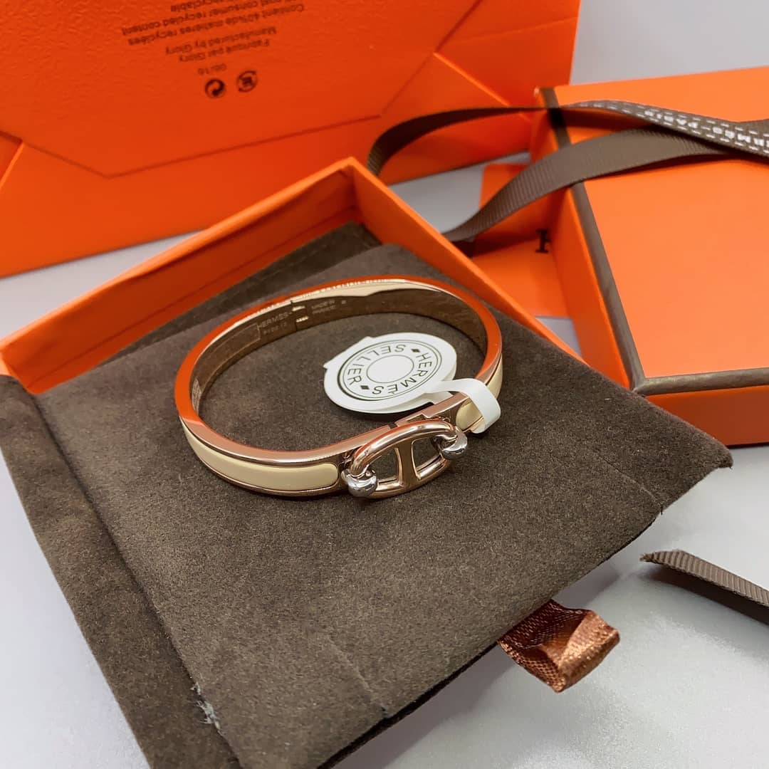 Best Replica Luxury Hermes Classic AAA+ Bracelet - Colareps