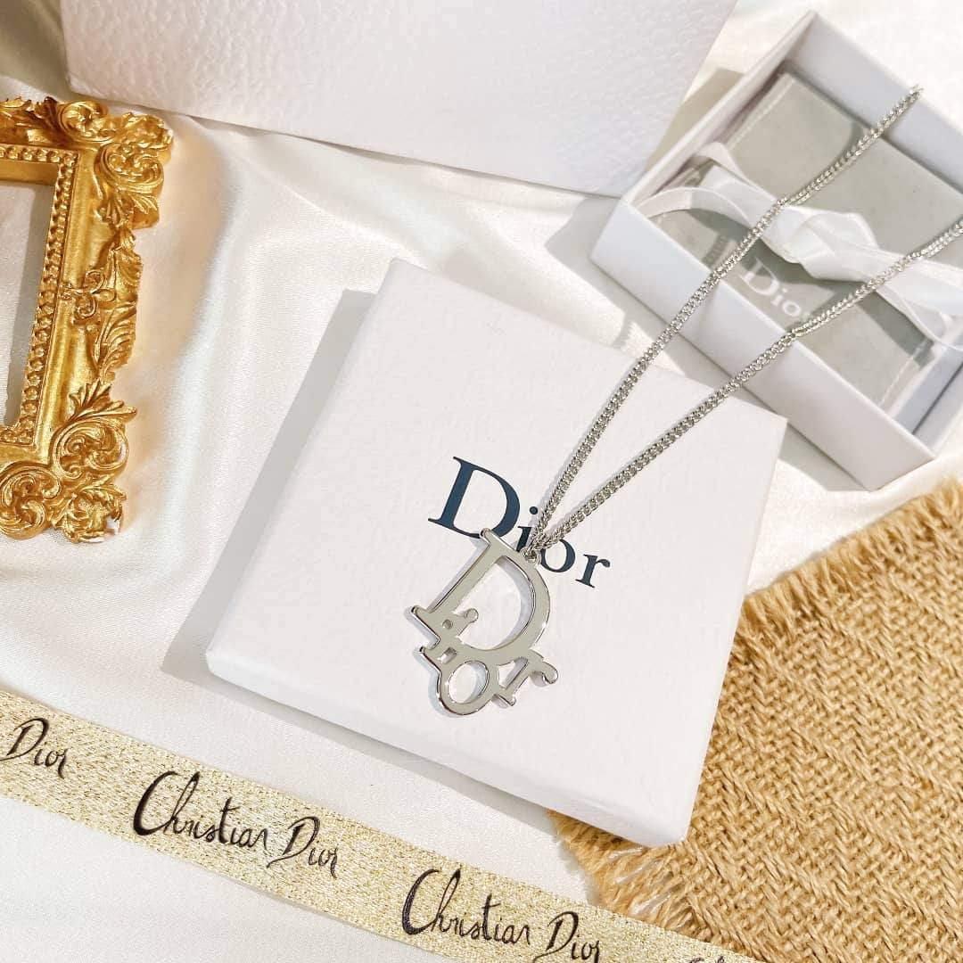Best Replica Fake Christian Dior Logo Necklace - Colareps