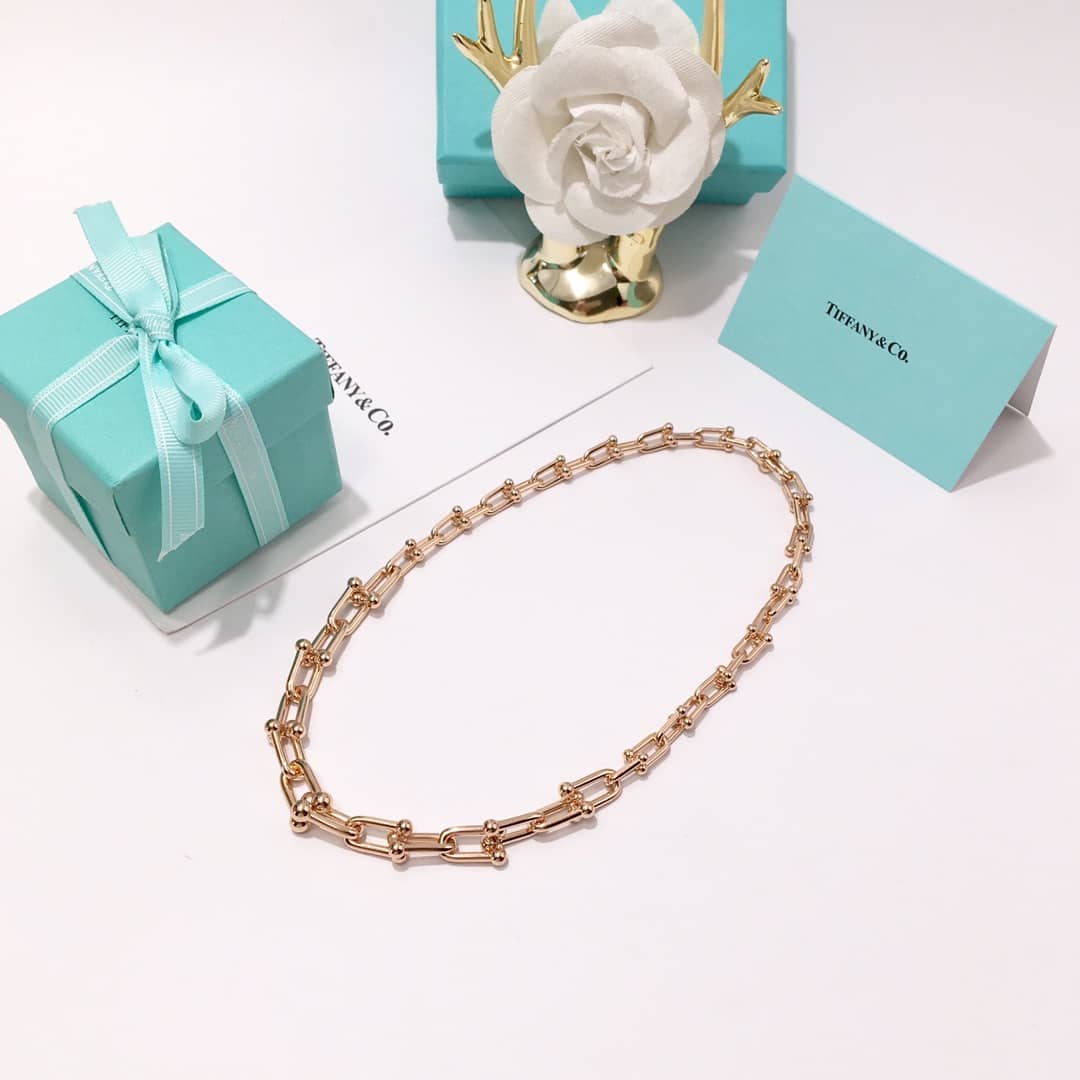 Best Replica Fake Tiffany Logo Necklace - Colareps