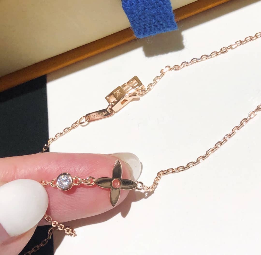 Best Replica Top Quality Louis vuitton Necklace - Colareps