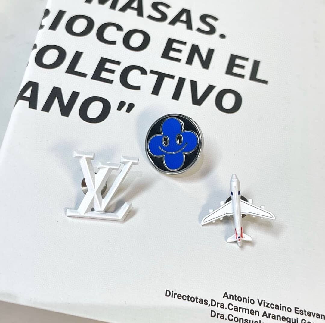 Best Replica Replica Louis vuitton Brooch - Colareps