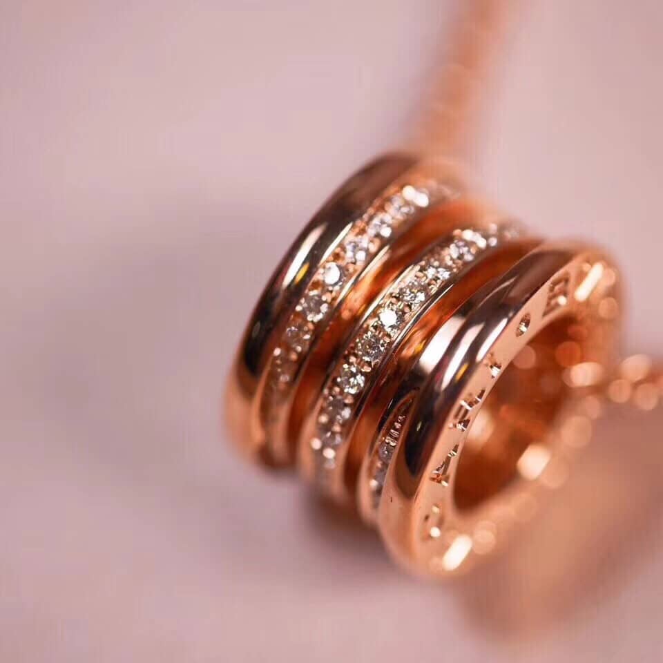 Best Replica 7 Star Bvlgari Necklace - Colareps