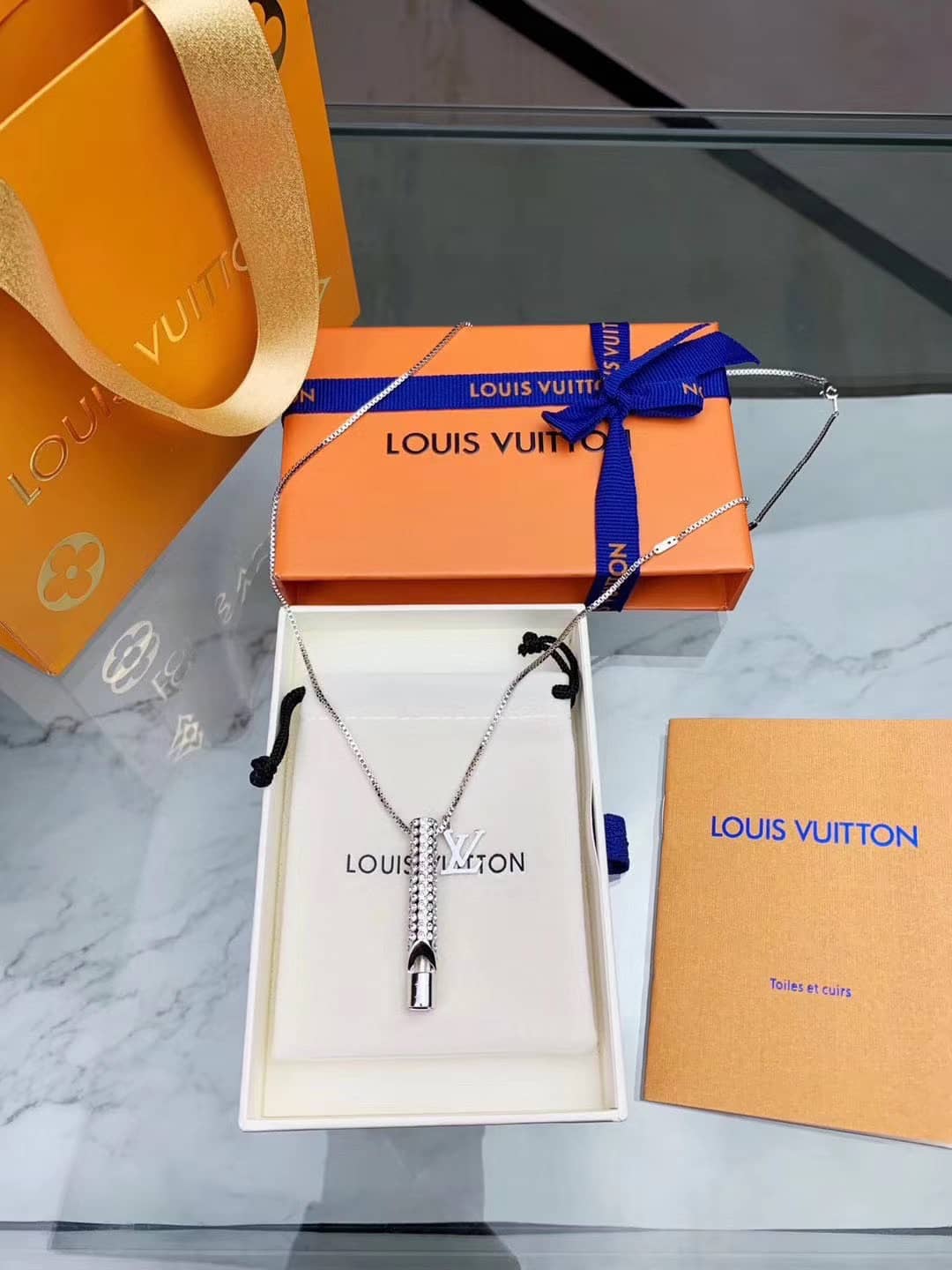 Best Replica Louis vuitton Necklace First Copy - Colareps