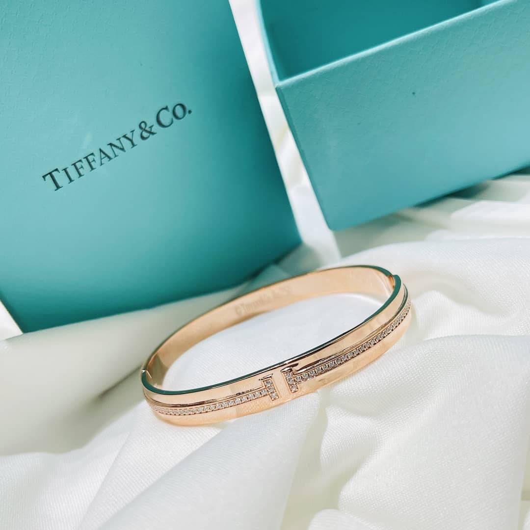 Best Replica Knockoff Tiffany Logo Bracelet - Colareps