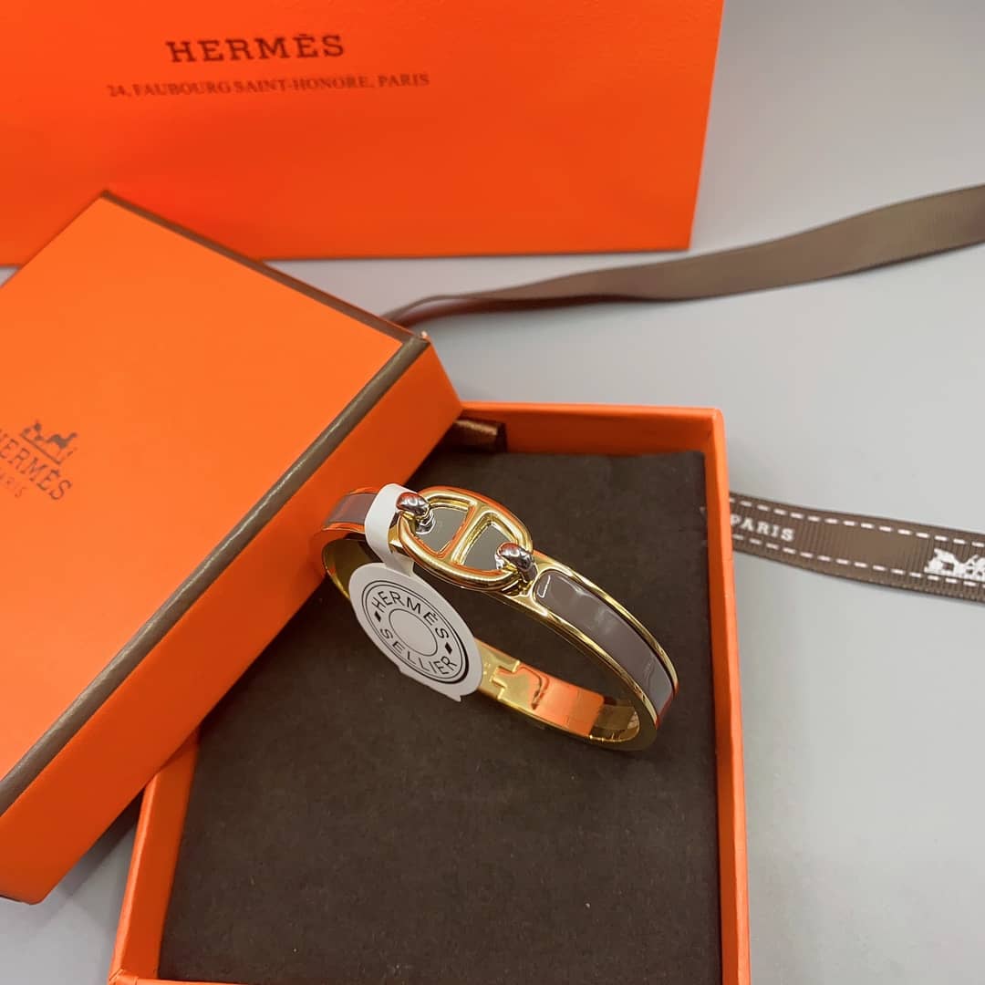 Best Replica Designer Hermes Classic Bracelet - Colareps