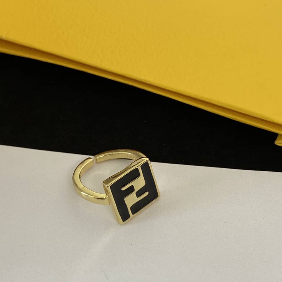 Best Replica Replica Fendi Ring - Colareps