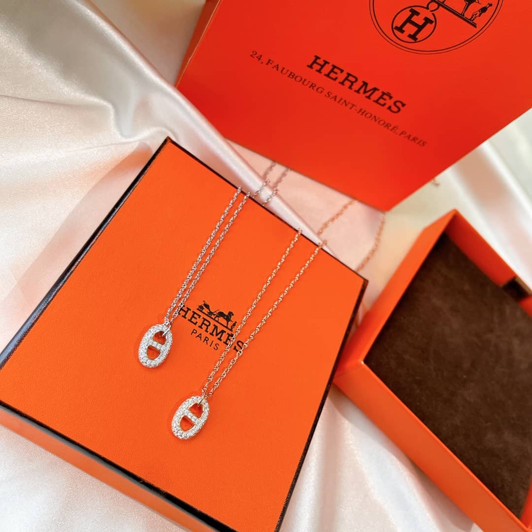 Best Replica Fake Hermes Logo Necklace - Colareps