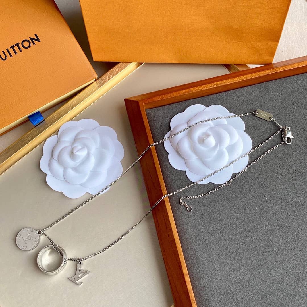Best Replica Louis vuitton Necklace First Copy - Colareps