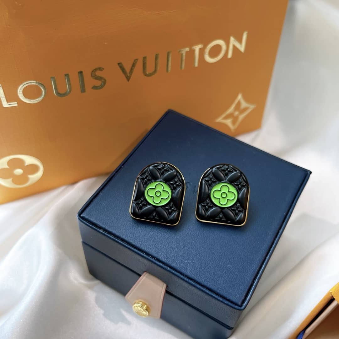Best Replica Fake Louis vuitton Logo Earring - Colareps