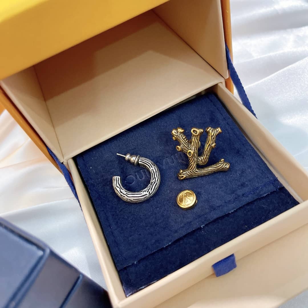 Best Replica LV Hoop Earrings Dupe Logo - Colareps