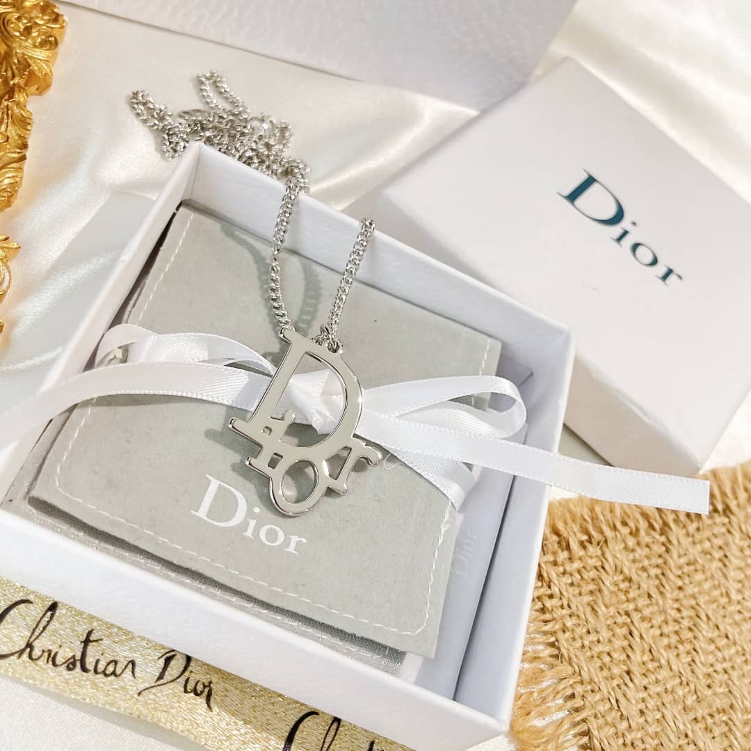 Best Replica Fake Christian Dior Logo Necklace - Colareps