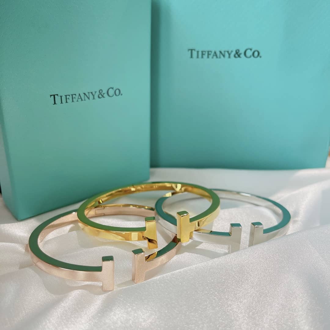 Best Replica Wholesale Tiffany Logo Bracelet - Colareps