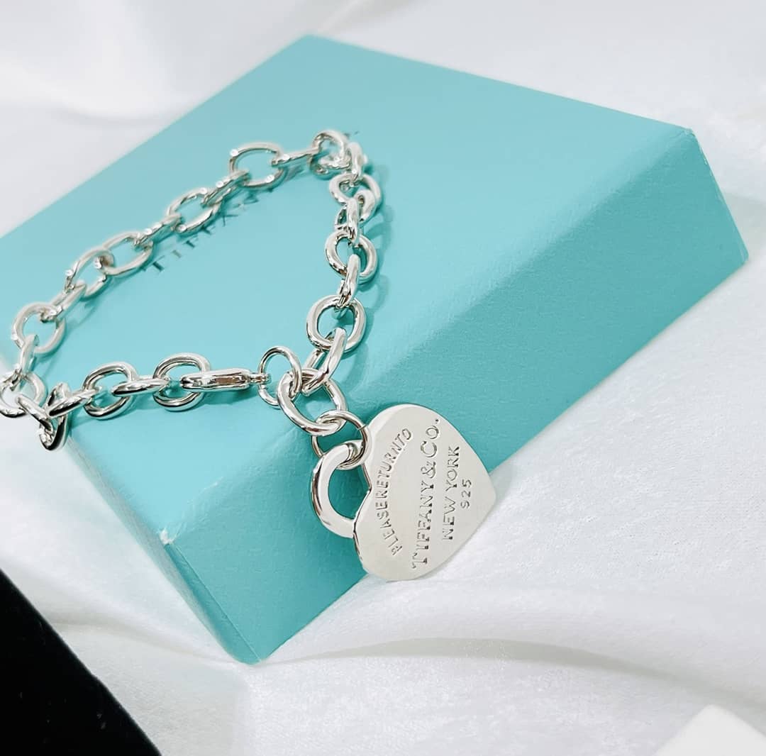 Best Replica Fake Tiffany Logo Bracelet - Colareps