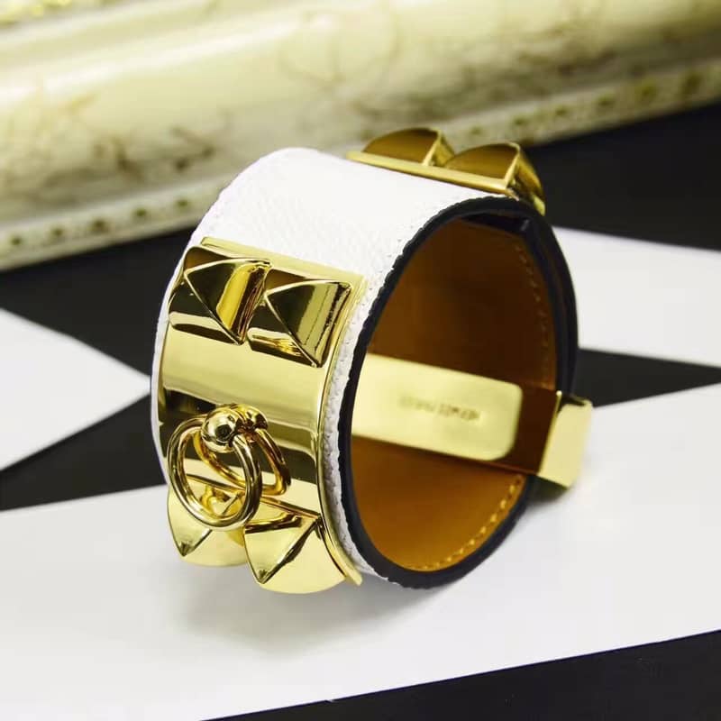 Best Replica Knockoff Hermes Logo Bracelet - Colareps