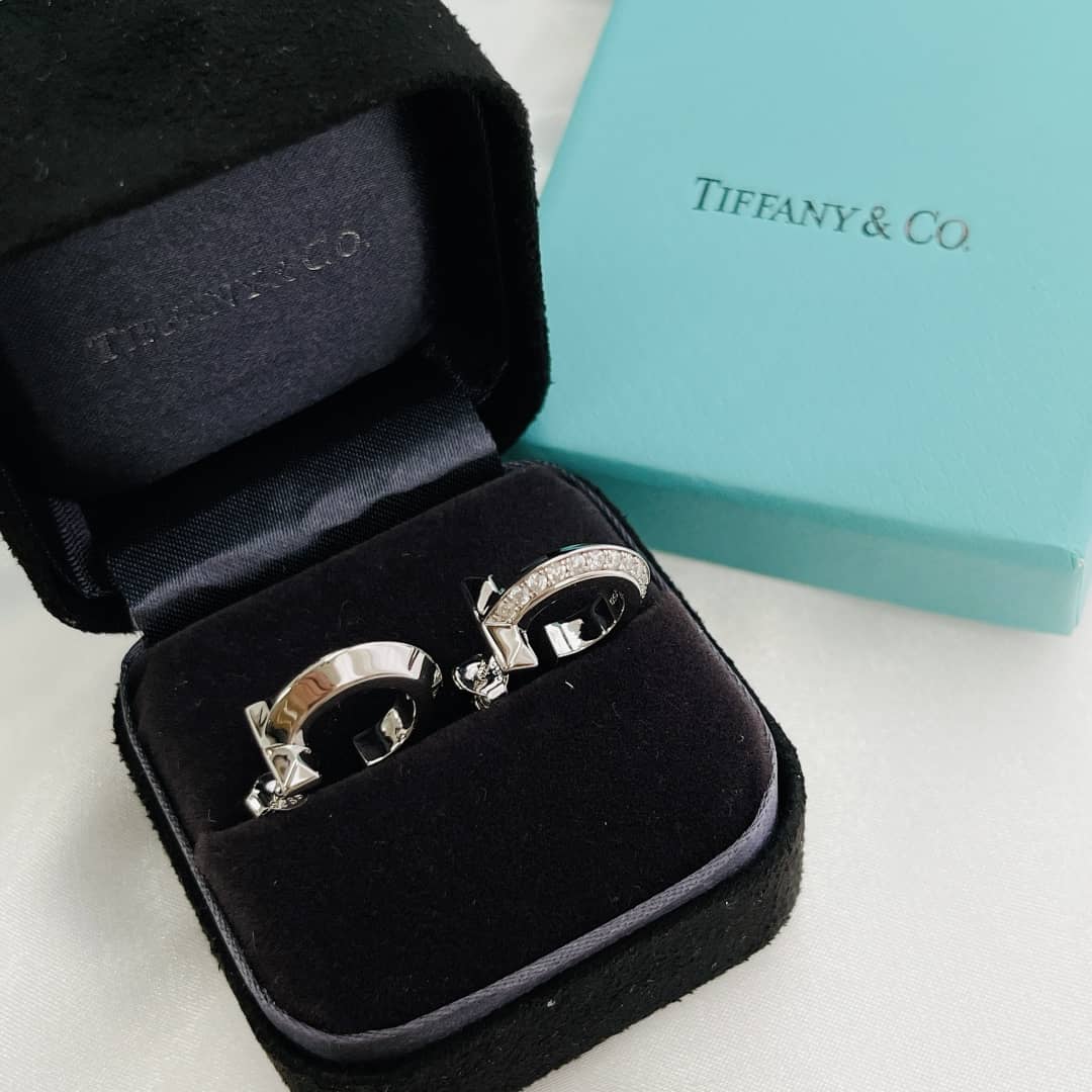 Best Replica Fake Tiffany Logo Earring - Colareps
