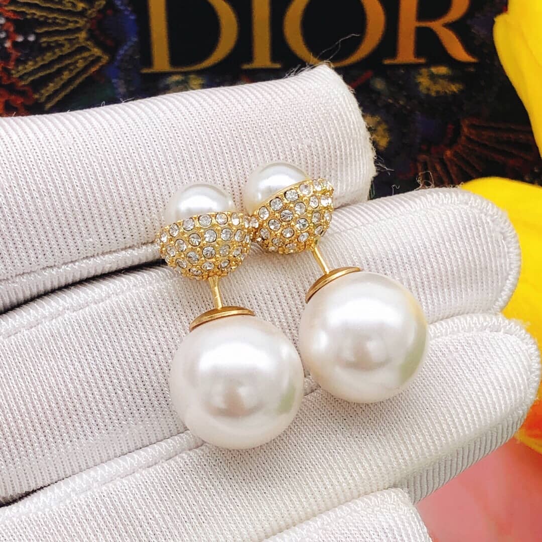 Best Replica Fake Christian Dior Logo Earring - Colareps