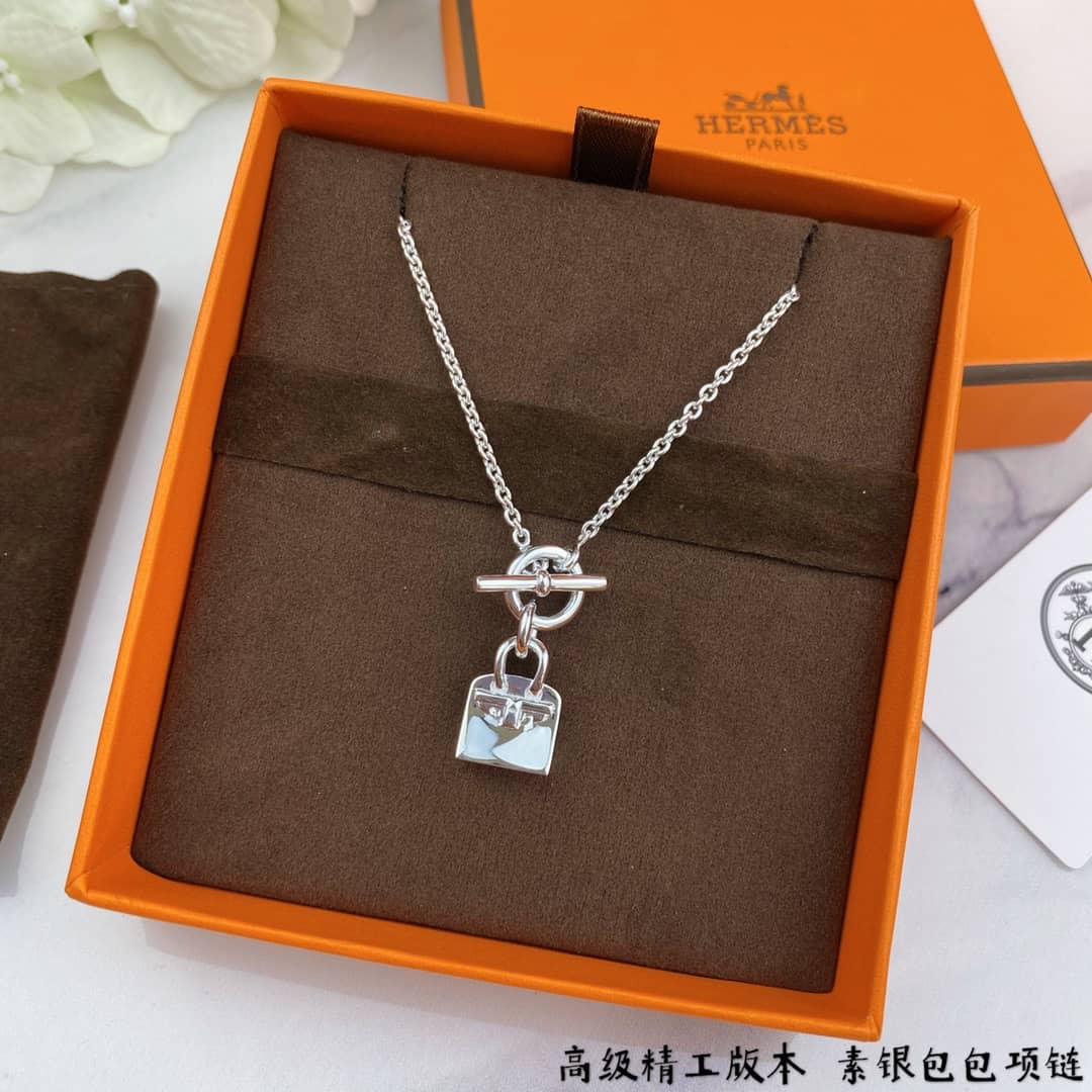 Best Replica Wholesale Hermes Logo Necklace - Colareps