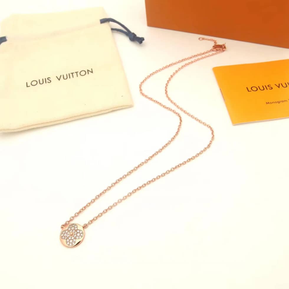 Best Replica Wholesale Louis vuitton Logo Necklace - Colareps