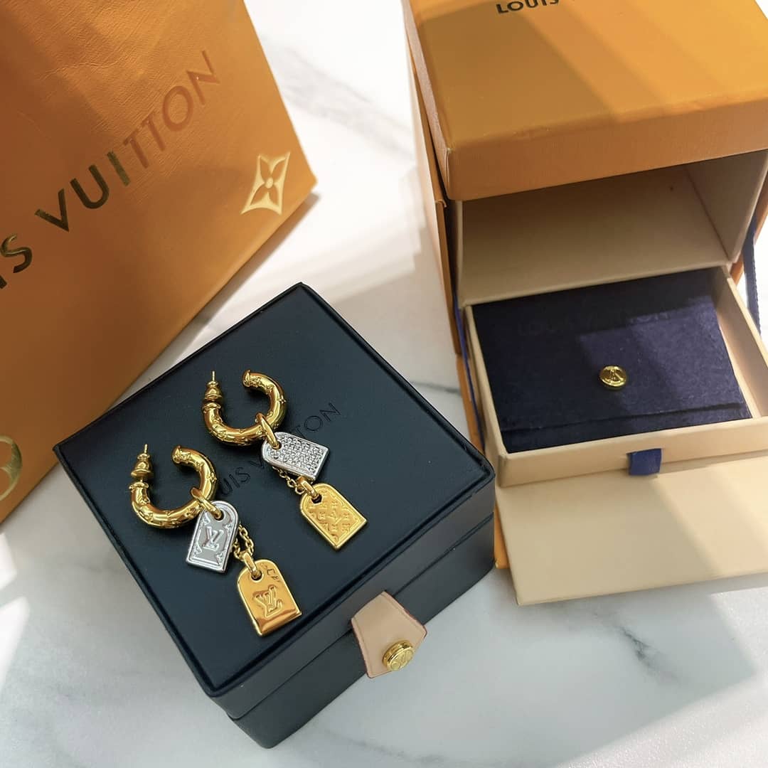 Best Replica Knockoff Louis vuitton Logo Earring - Colareps