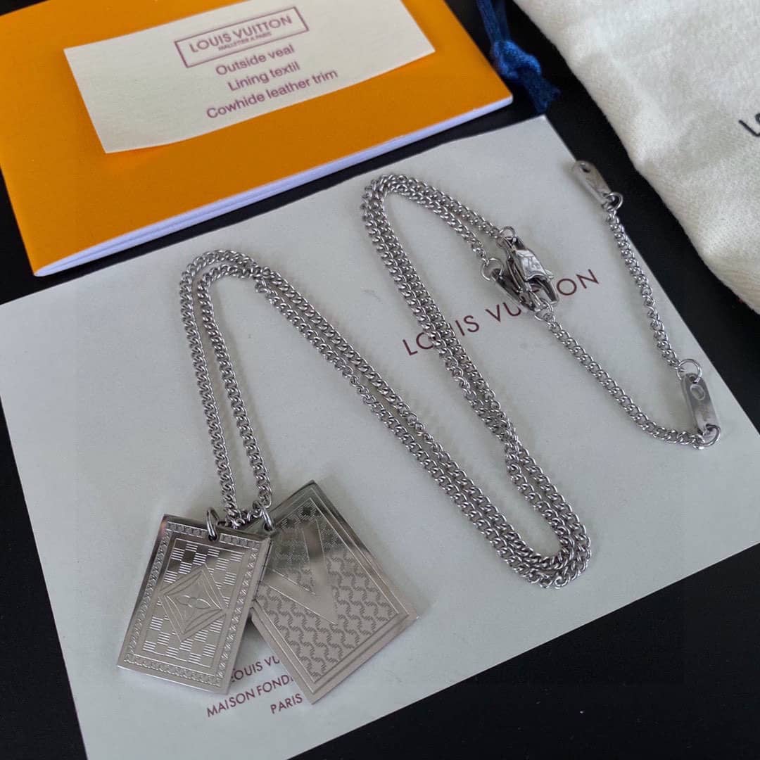 Best Replica Fake Louis vuitton Logo Necklace - Colareps