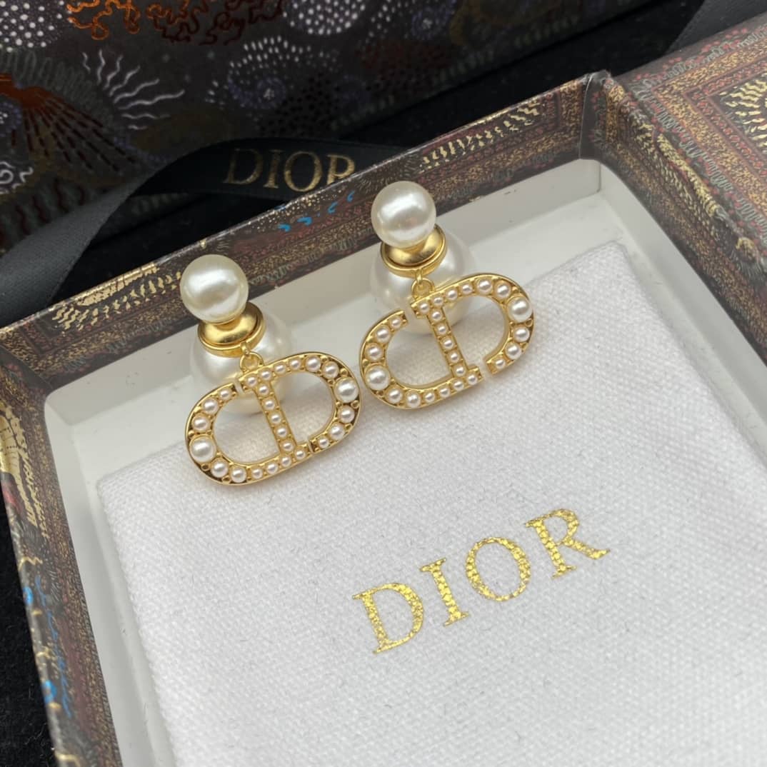 Best Replica Luxury Christian Dior Classic AAA+ Earring - Colareps